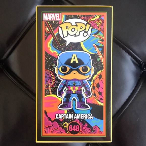 Captain America Funko Pop! Black-Light Collection - Picture 2 of 4